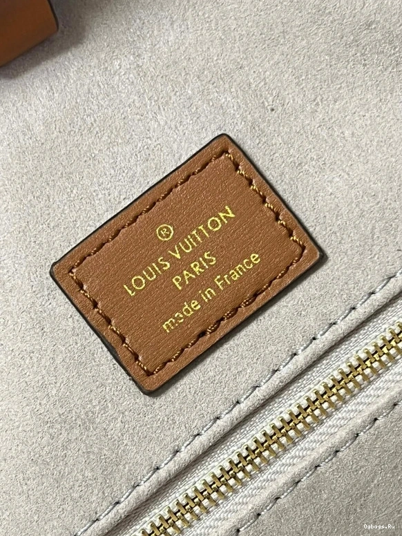 LOUIS ONTHEGO MM VUITTON 0318